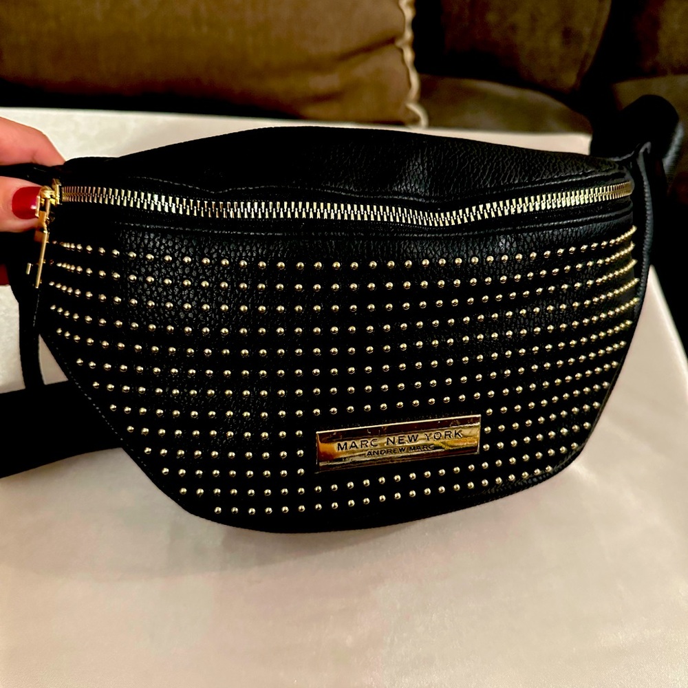 Andrew Marc New York Fanny Pack